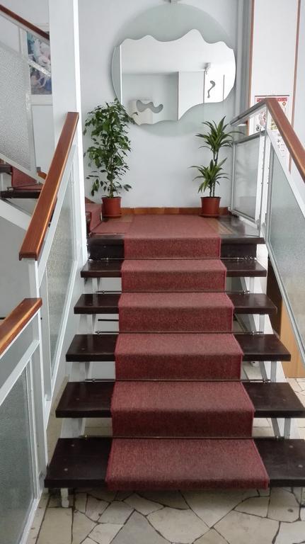 Hotel Mira Варезе Экстерьер фото